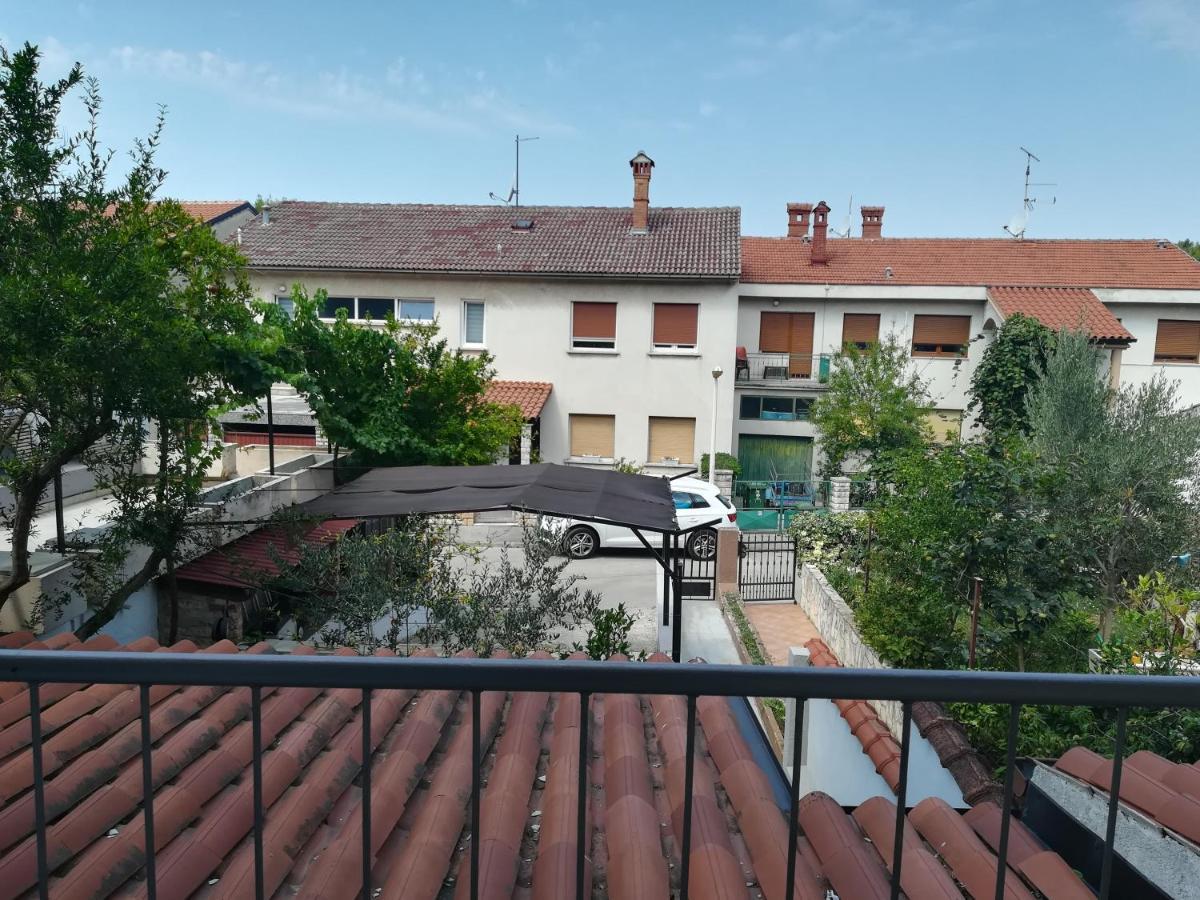 Apartmani Katerina Pula Exterior foto